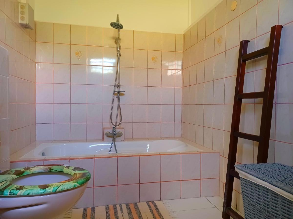 Villa Vanilla Deshaies Kültér fotó